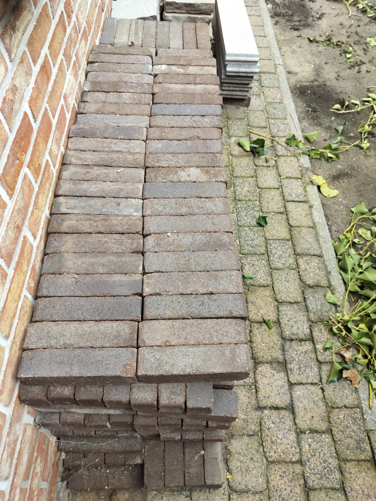Pavés en terre cuite. 4,25 m, Jardin & Terrasse, Enlèvement