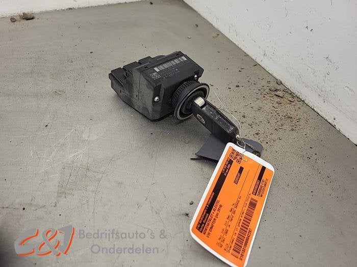 Serrure de contact + clé d'un Volkswagen Crafter, Autos : Pièces & Accessoires, Volkswagen, -, 3 mois de garantie, Utilisé