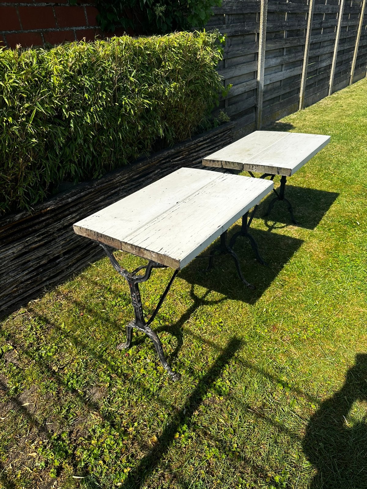2 tafels tuintafel op het teras, Ophalen, Zo goed als nieuw