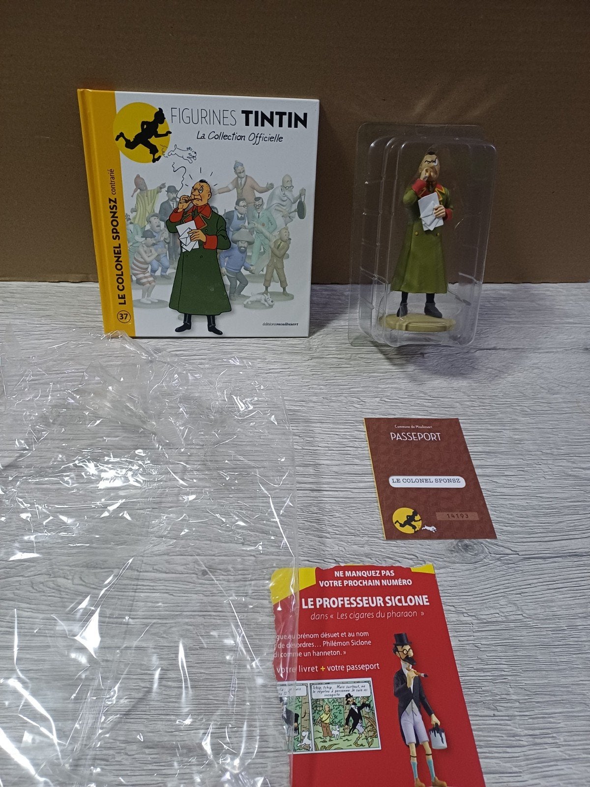 Figurine Colonel Sponsz 37 Tintin, Enlèvement ou Envoi, Tintin, Comme neuf, Statue ou Figurine