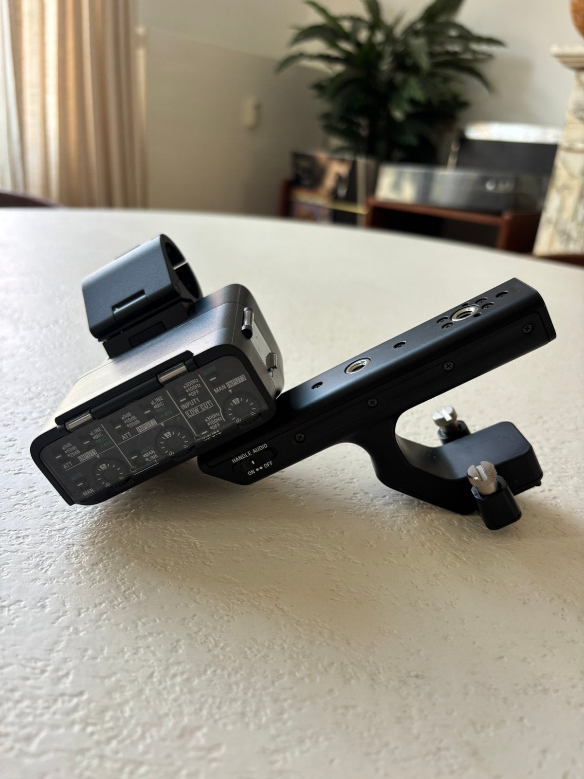 Sony XLR-H1 Handle Unit (nieuw - uit FX3 doos), Ophalen, Zo goed als nieuw