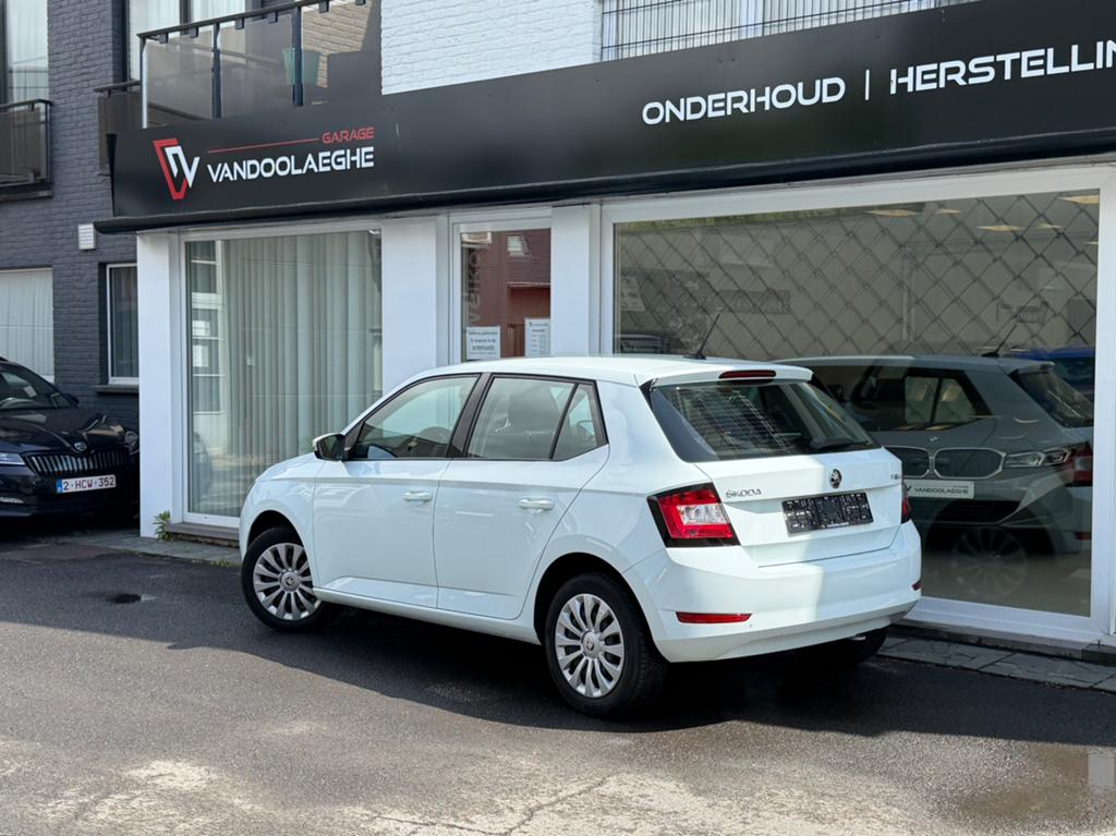 Skoda Fabia 1.0i Siege chauffant - Clima  - AppleCarPlay, Autos, Skoda, Achat, Electronic Stability Program (ESP), Entreprise