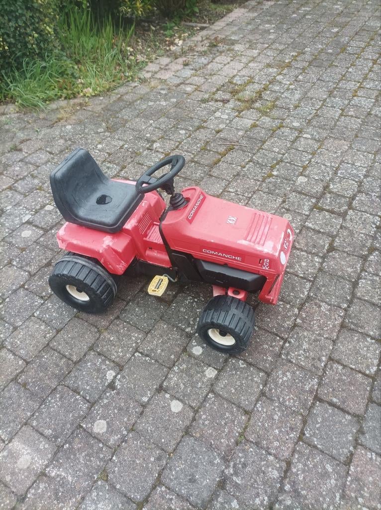 Tracteur à pédales, Enlèvement