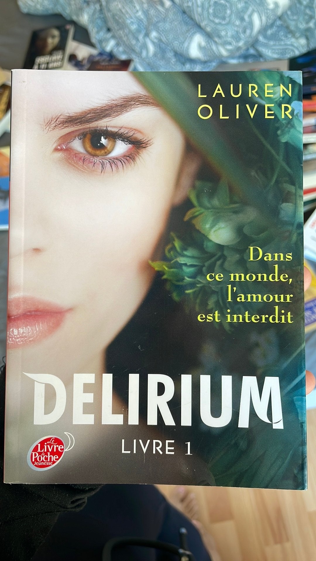 « Delirium » Lauren Oliver, Livres, Livres pour enfants | Jeunesse | 13 ans et plus, Enlèvement, Comme neuf, Fiction