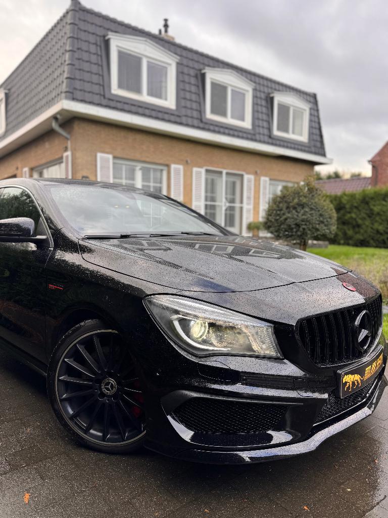 Mercedes-Benz CLA45AMG 2016, Euro 6, Entreprise, Noir, 5 portes