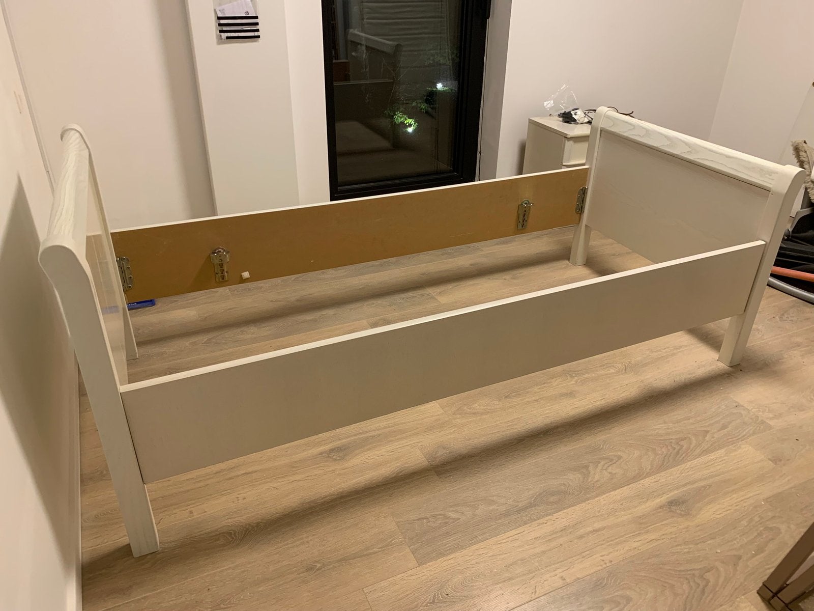 Eénpersoons bed met electrisch verstelbare spiraalbodem, Ophalen, Gebruikt