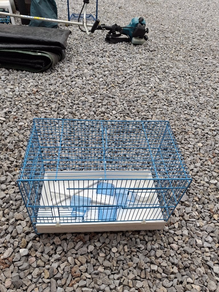 CAGES A OISEAUX A VENDRE, Enlèvement, Utilisé, Accessoires pour cage