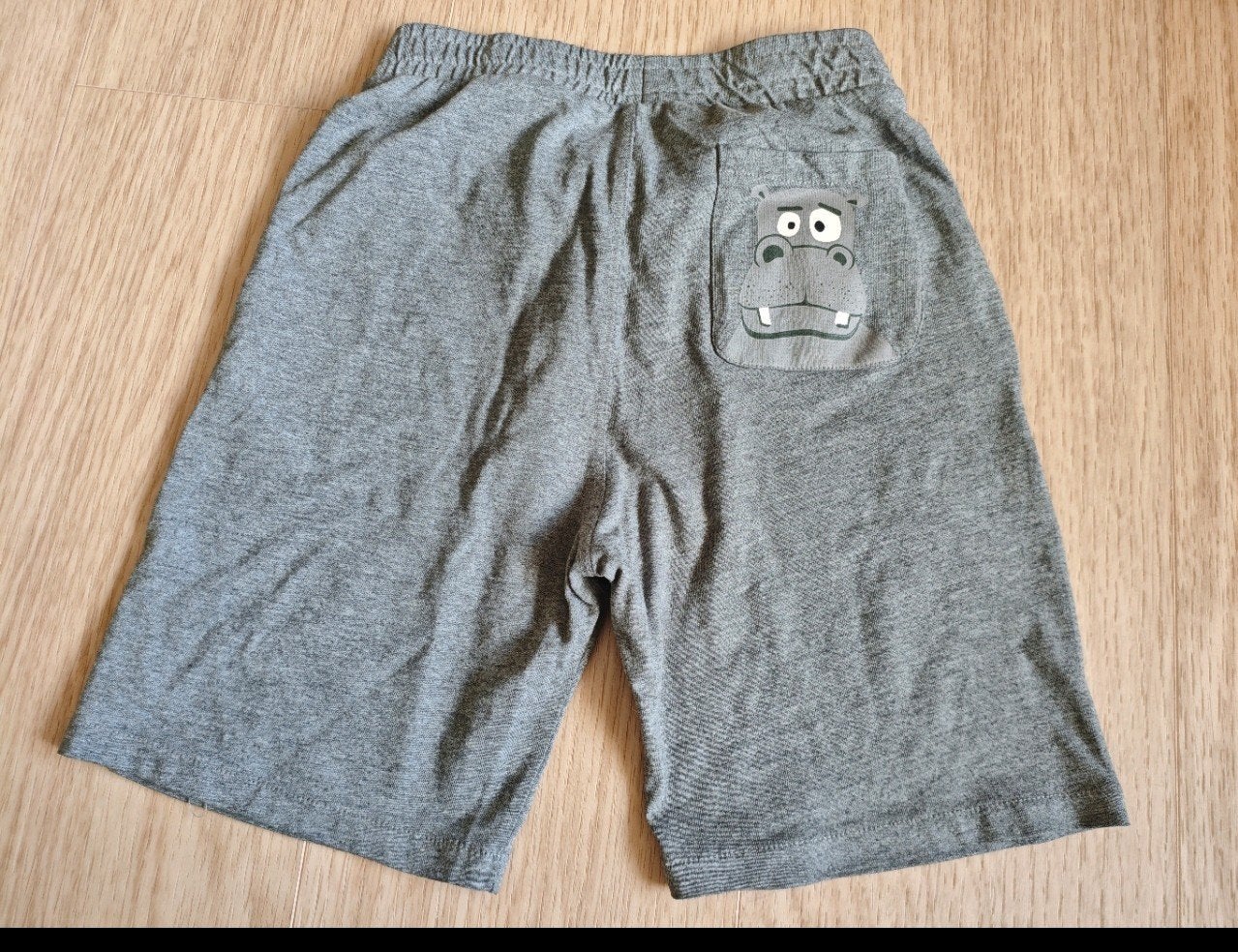 short 128, Kinderen en Baby's, Kinderkleding | Maat 128, Ophalen of Verzenden