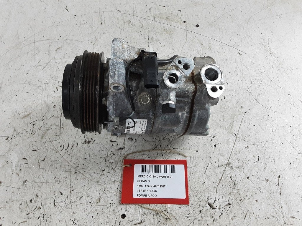 COMPRESSEUR CLIMATISATION C (W205) (A0008304500), Mercedes-Benz, Mevr. I. Hauben, Utilisé, Rue de l'Espoir 34 34
4030  GRIVEGNÉE, BE