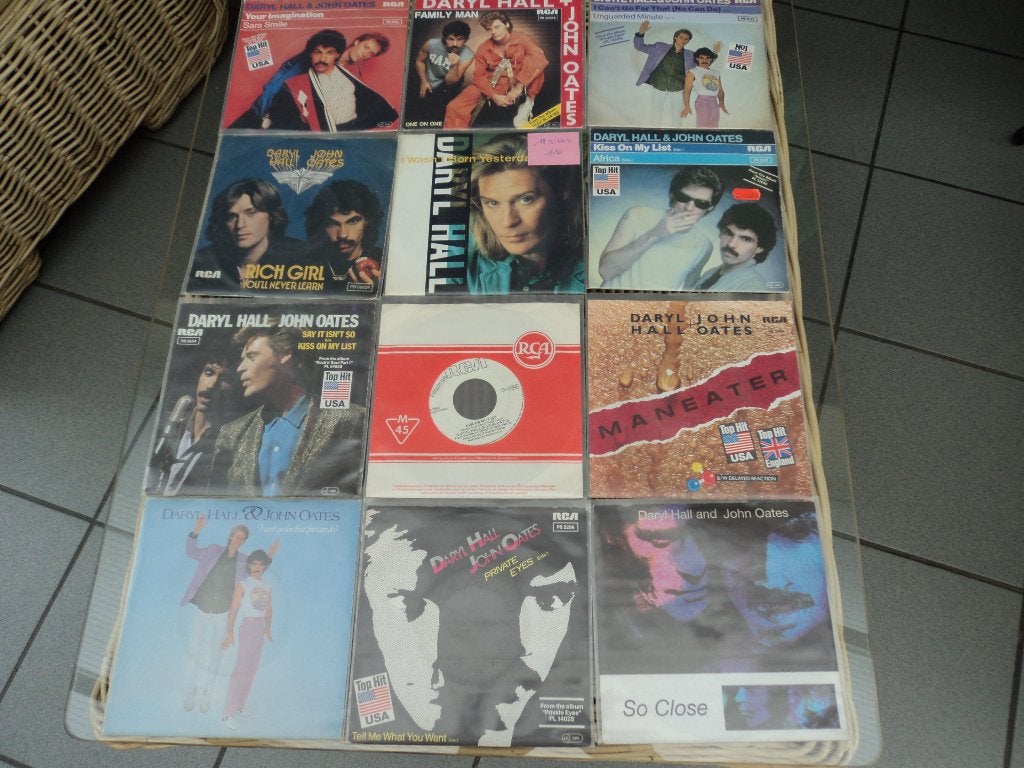 Daryl Hall & John Oates: lot van 12 singles voor 10 euro., Gebruikt, 7 inch, Ophalen of Verzenden, Fotohoes