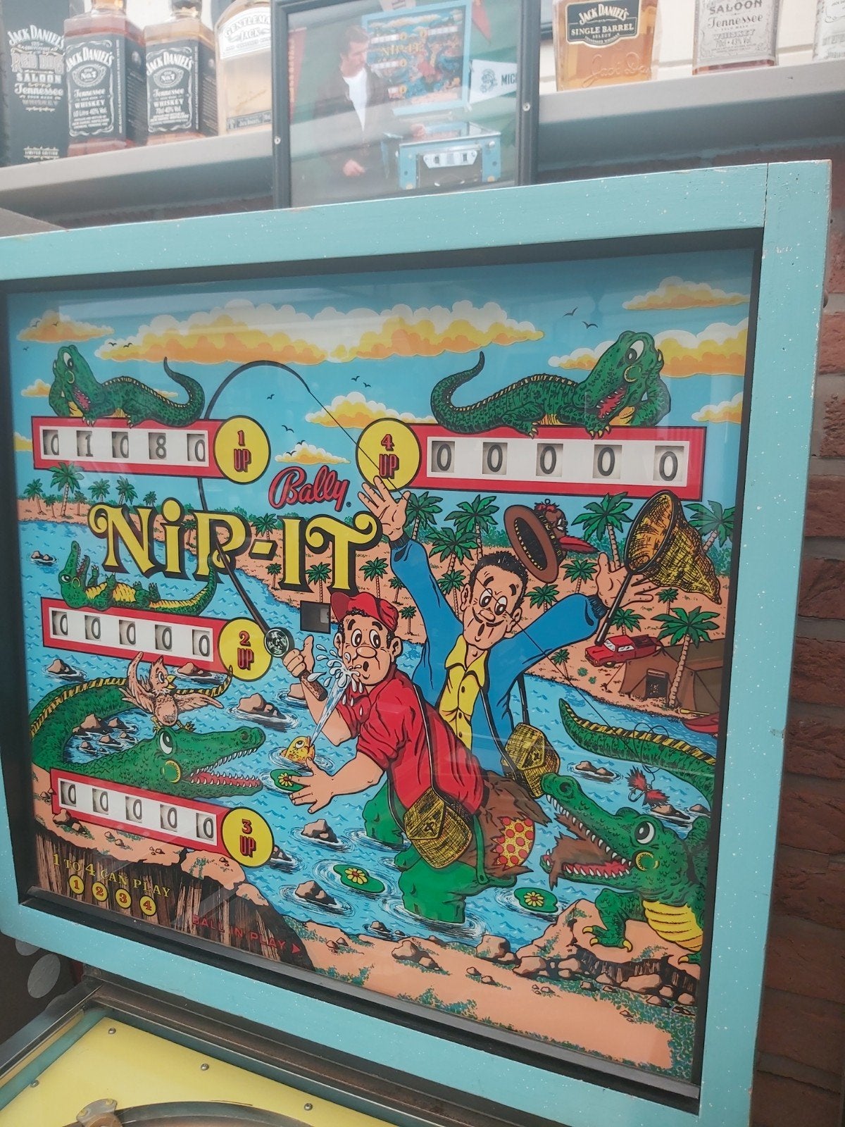 Flipper nip it., Enlèvement