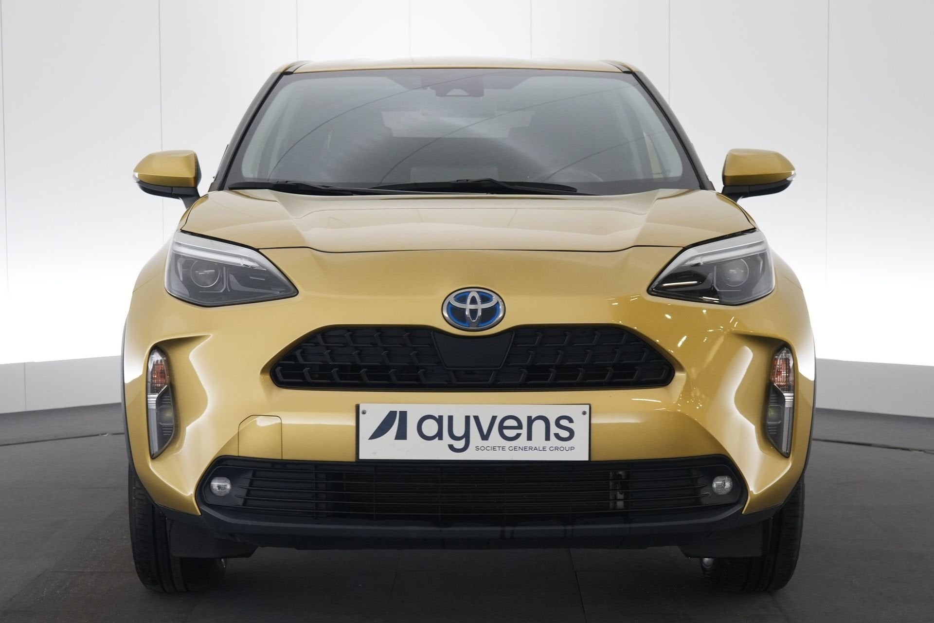 (2CPN185) TOYOTA YARIS CROSS, Auto's, Stof, Gebruikt, Euro 6, 1490 cc