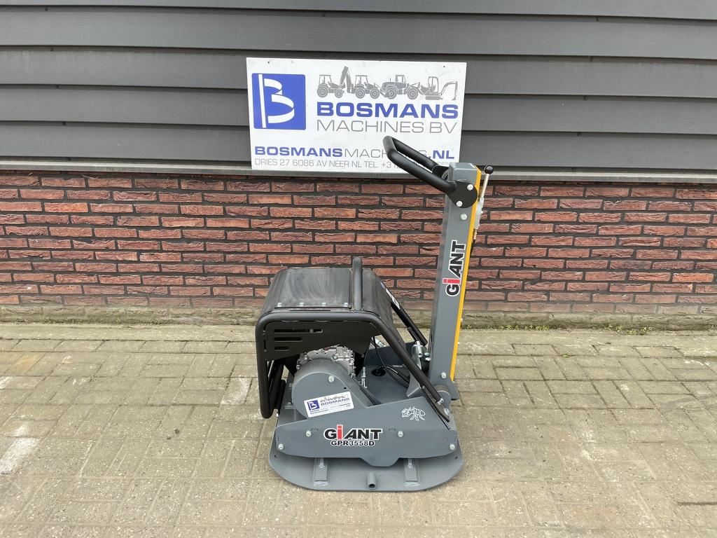 Giant GPR3558D trilplaat NIEUW, Articles professionnels, Machines & Construction | Autre, Tobroco, Info@tobroco.nl, Sprendlingenstraat 57
5061 KM  Oisterwijk, NL