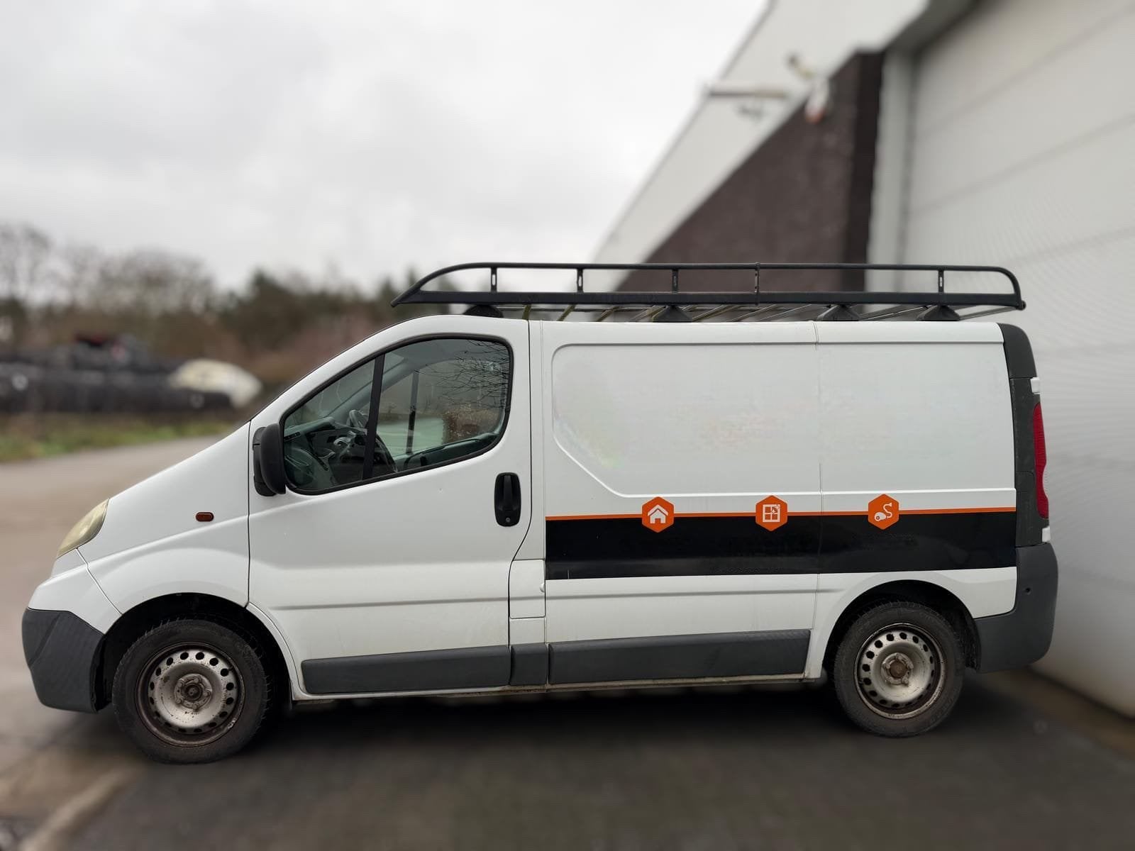 Opel Vivaro 2.0d 2009 *190.000km*, Auto's, Opel, Stof, Vivaro, Wit, Bedrijf