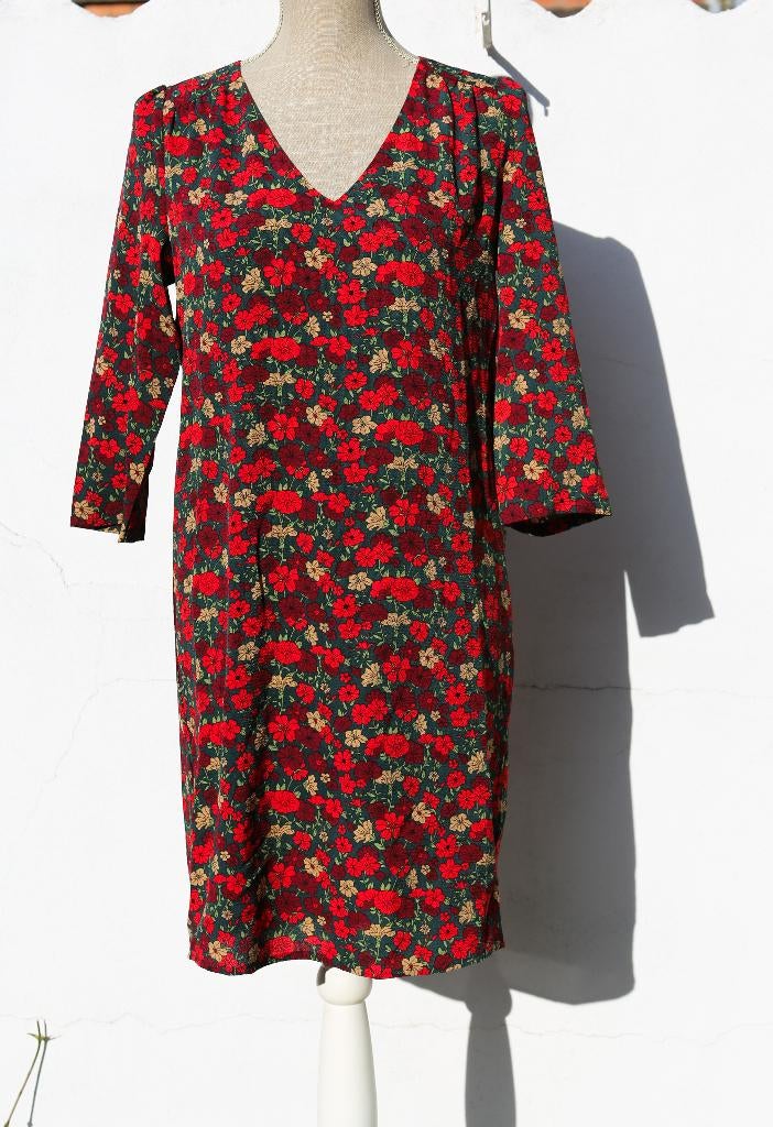 Jolie robe fleurie Taille S, Rouge, Enlèvement ou Envoi, Taille 36 (S), Comme neuf