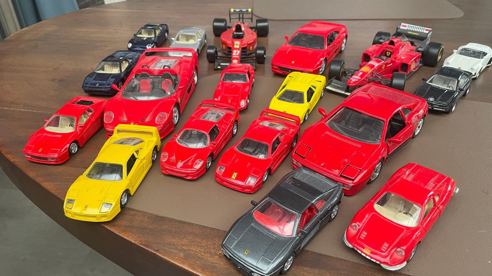 Verzameling Ferrari en andere sportwagen modelauto's, Hobby & Loisirs créatifs, Voitures miniatures | 1:24, Enlèvement ou Envoi