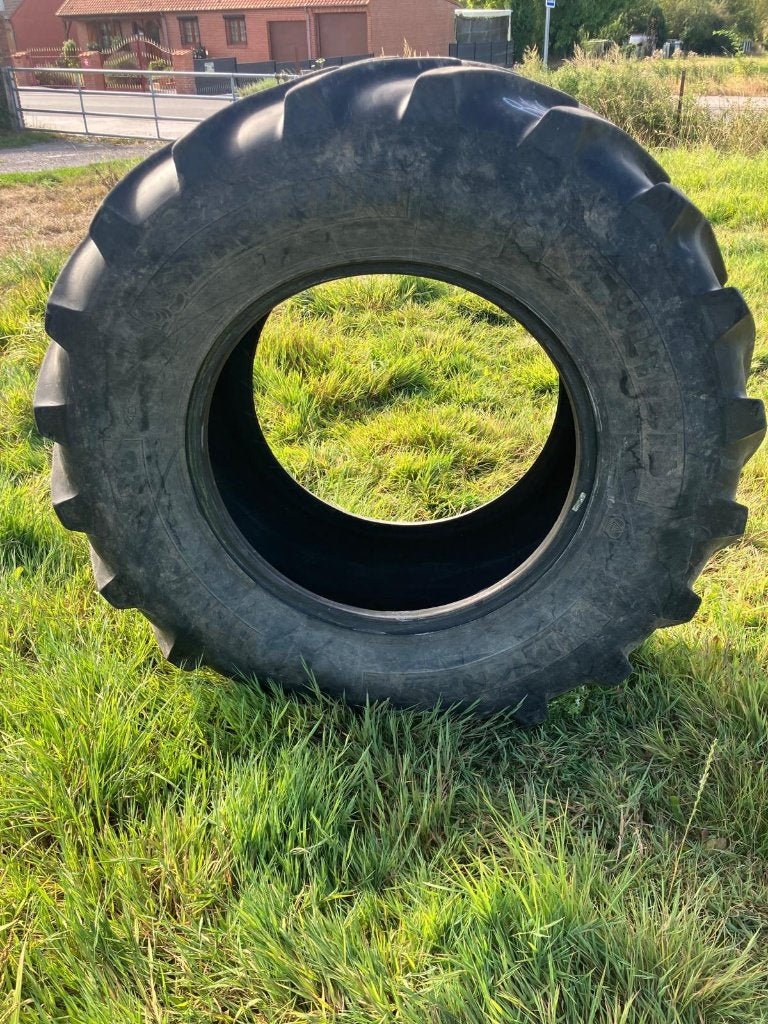 Pneu tracteur Michelin 540/65R28, Articles professionnels, Enlèvement