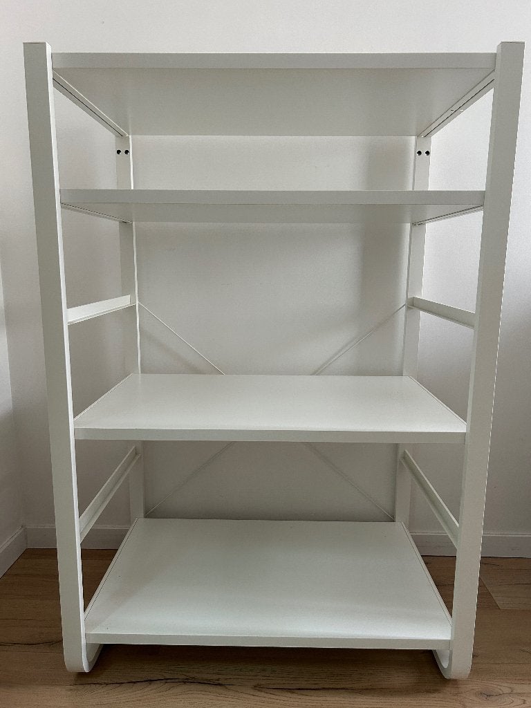 kast Elvarli, Huis en Inrichting, Ophalen, Zo goed als nieuw