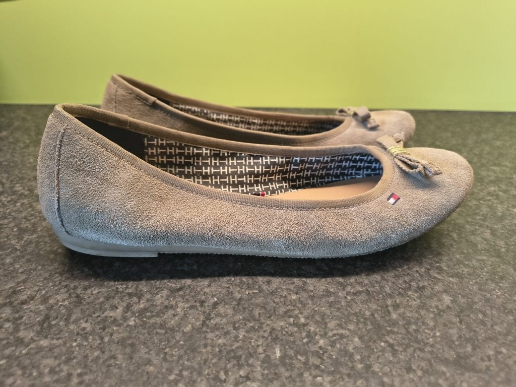 Tommy Hilfiger Suède Ballerina's, Kleding | Dames, Schoenen, Ophalen, Tommy hilfiger, Bruin, Ballerina's