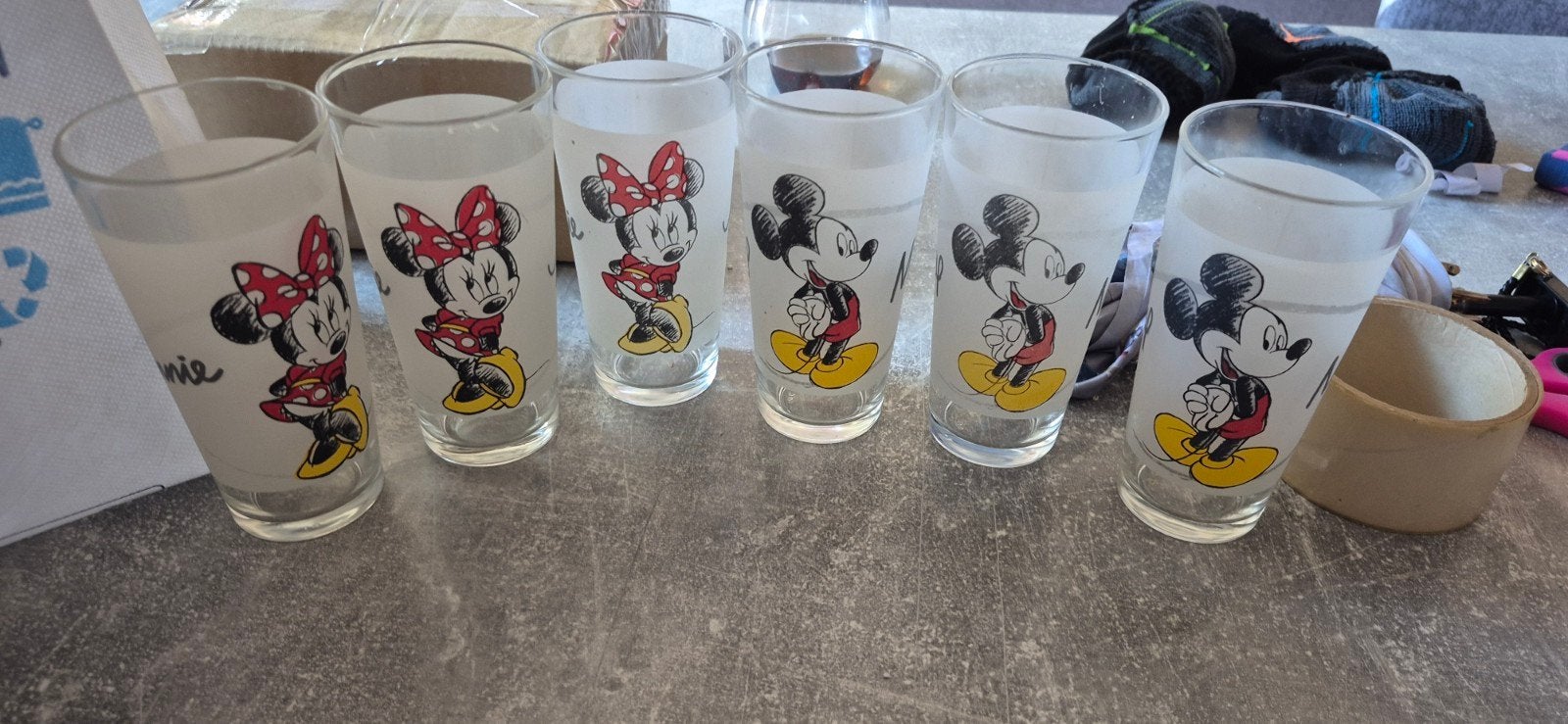 6 verre mickey minnie, Collections, Enlèvement ou Envoi, Mickey Mouse, Comme neuf, Service