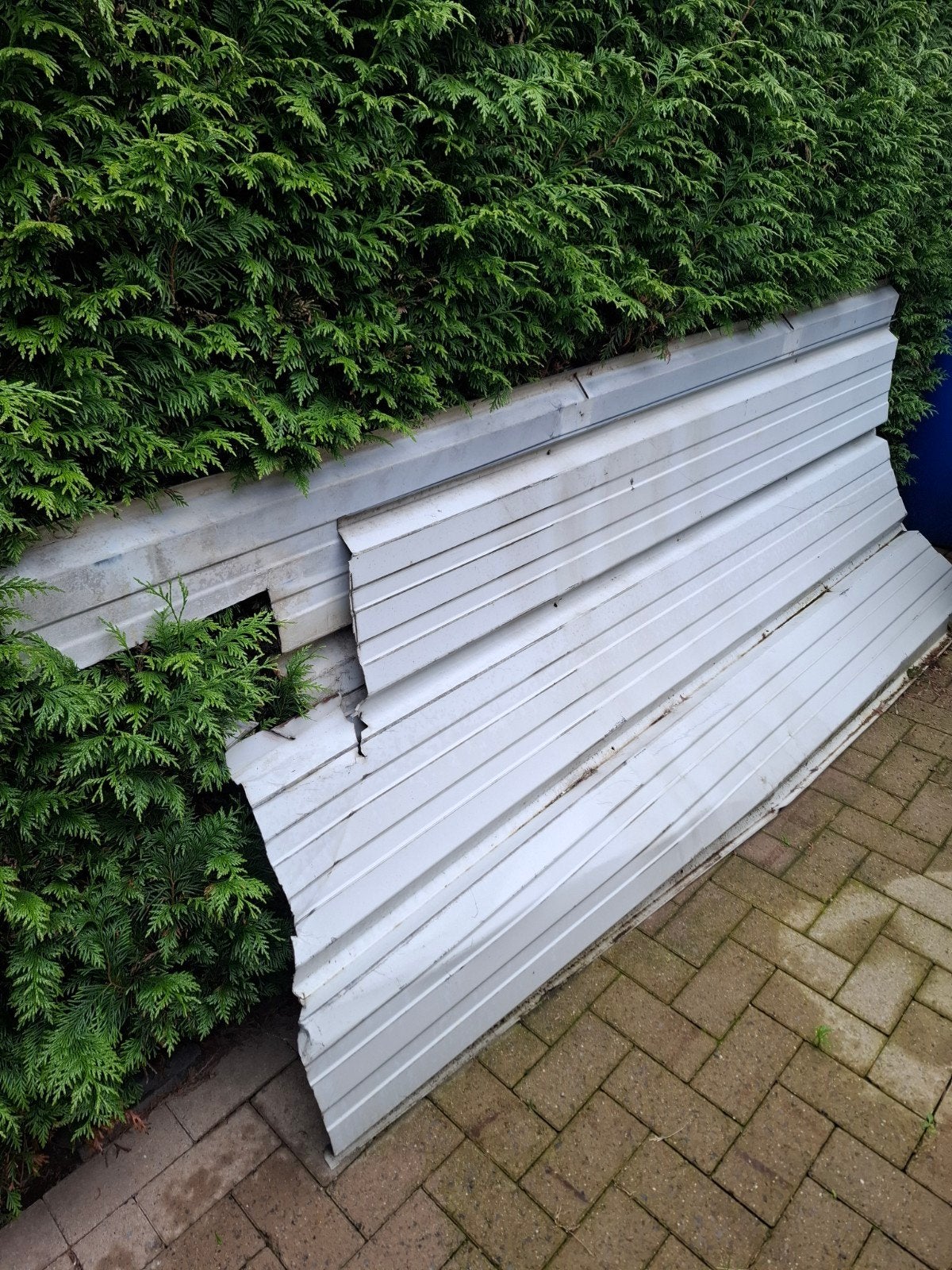Gratis 2 ijzeren dakplaten, Ophalen