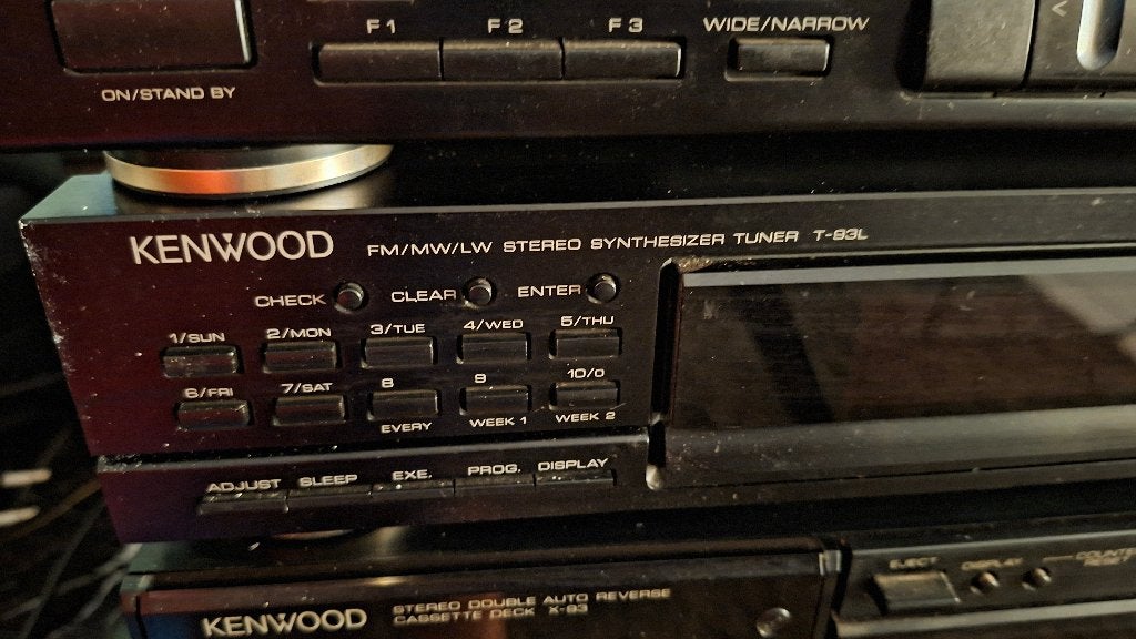 Synthétiseur stéréo Kenwood FM/MW/LW T-93L, Enlèvement, Utilisé