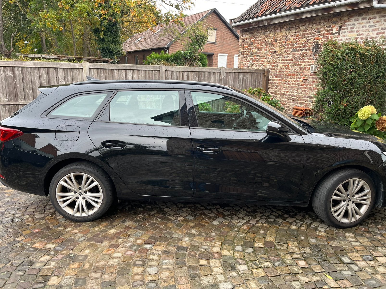 Seat leon dsg 2 l, Auto's, Stof, Euro 6, Leon, Zwart