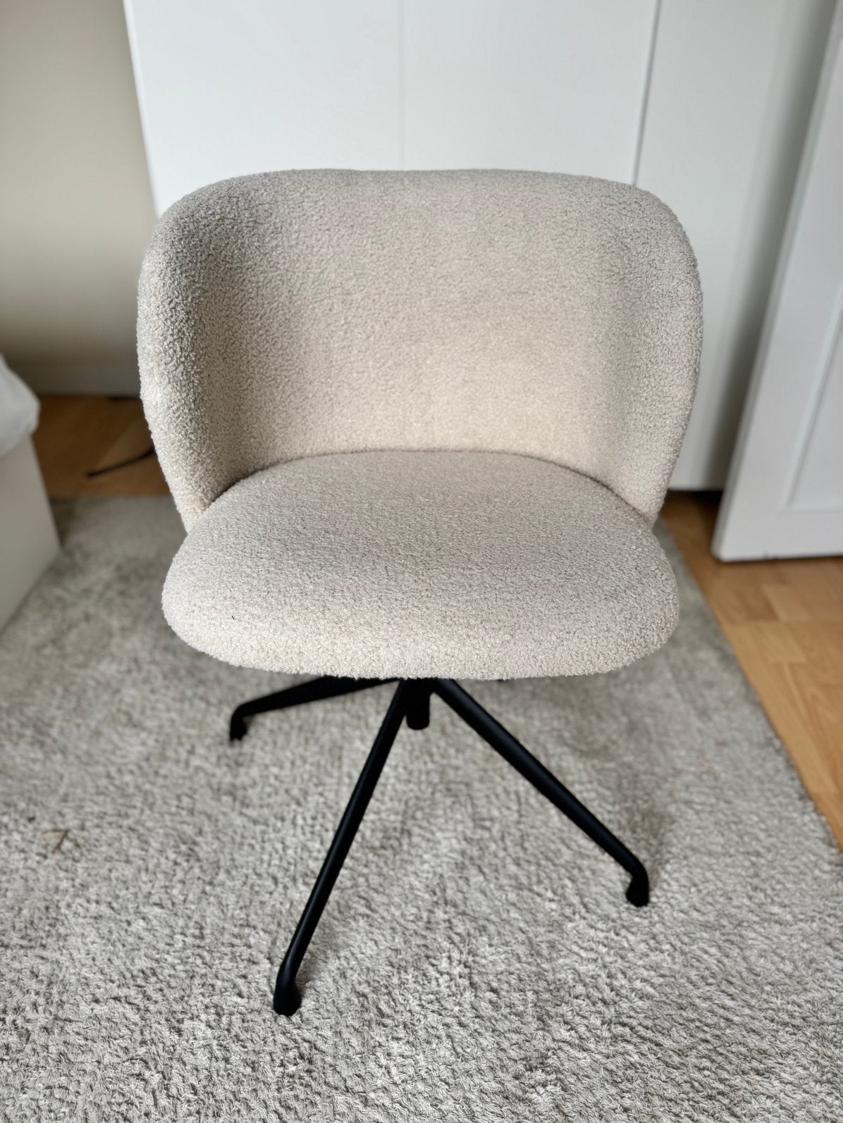 Chaise pivotante Maisons du Monde – tissu bouclette beige, Enlèvement, Utilisé, Beige