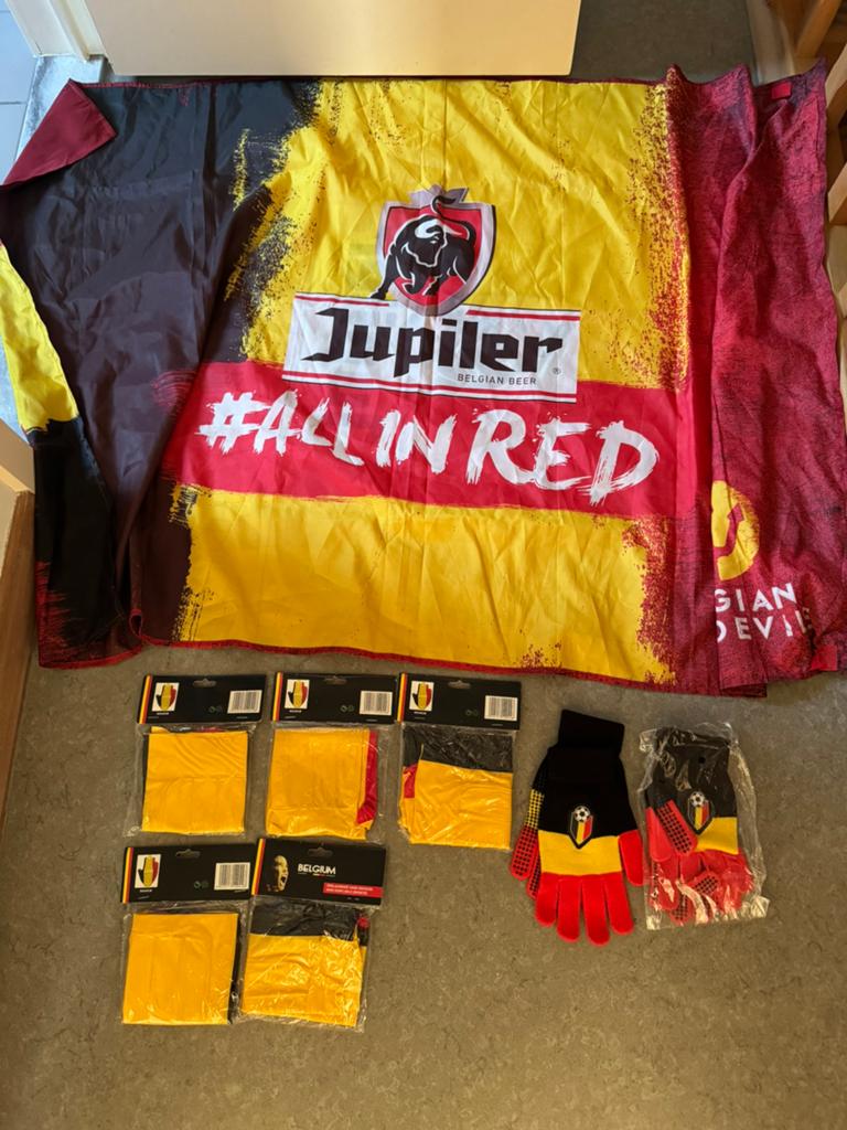 8 rode duivels supporters items, Verzamelen, Ophalen of Verzenden, Zo goed als nieuw