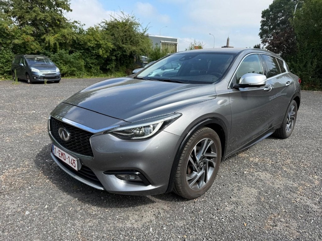 ENKEL VERKOOP AAN HANDELAAR - Infinity Q30, Auto's, Alcantara, Bedrijf, 5 deurs, Lichtsensor