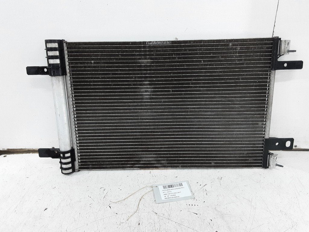 RADIATEUR AIRCO Citroën Berlingo Multispace (9816746580B), Gebruikt, Citroën, Mevr. I. Hauben, Rue de l'Espoir 34 34
4030  GRIVEGNÉE, BE