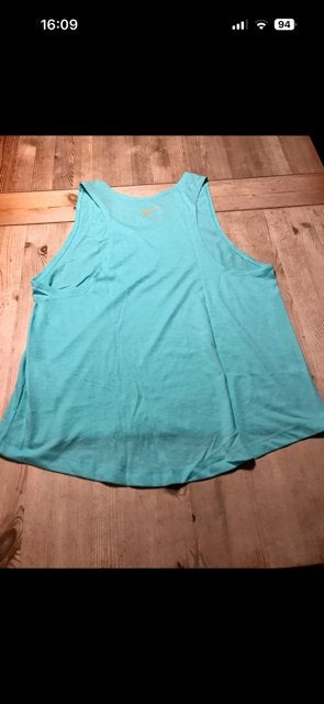 Shirt Nike Dri-Fit, Kleding | Dames, Sportkleding, Maat 38/40 (M), Overige typen, Nike, Ophalen of Verzenden