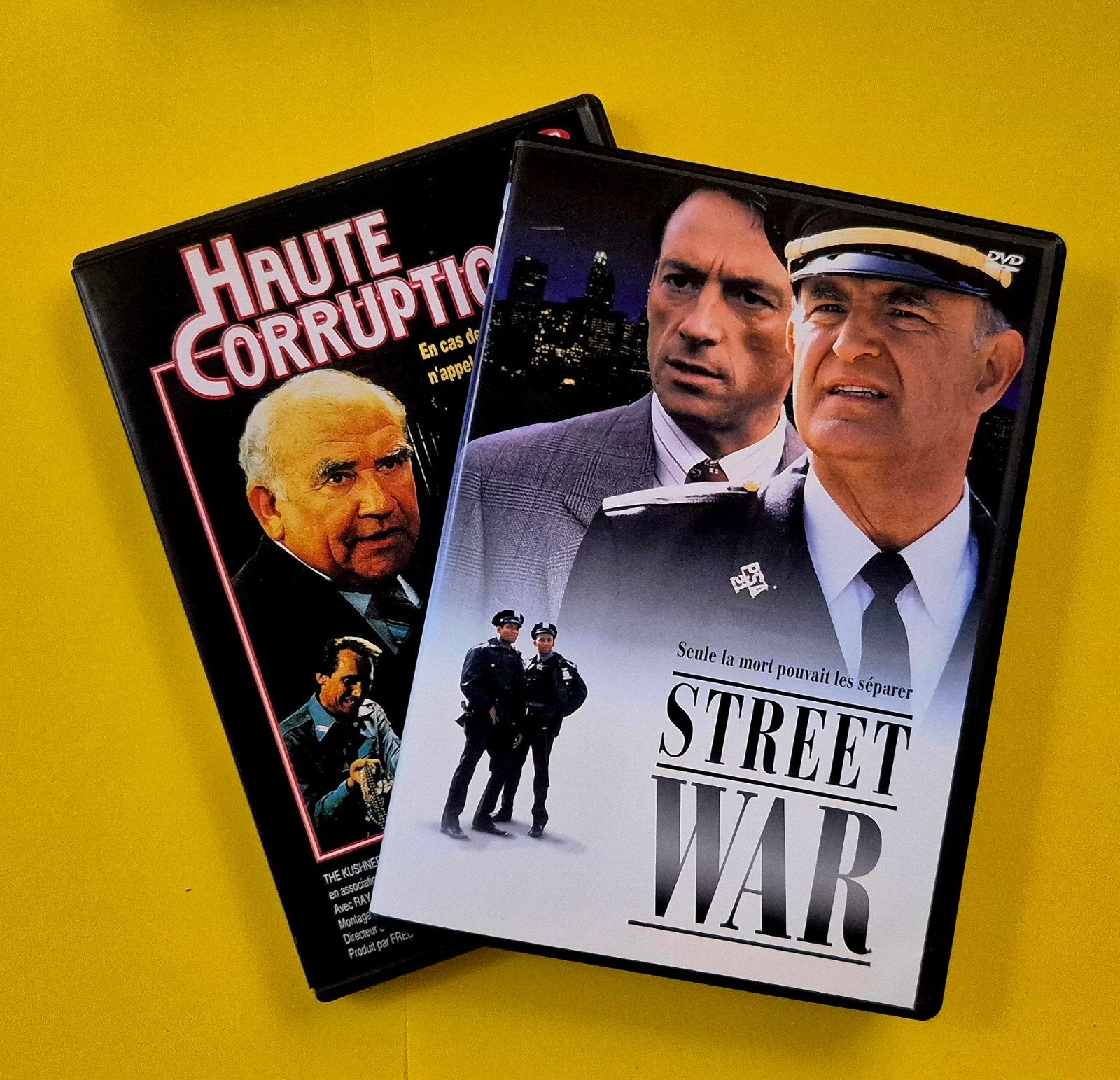 2x DVD 📀 Haute corruption + Street War - Action, CD & DVD, DVD | Action, Utilisé, Action, À partir de 9 ans, Français, Enlèvement ou Envoi