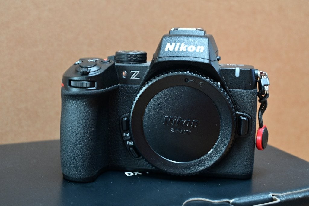 Nikon Z50II (793 clicks) + 2extra batterijen, Nieuw, Ophalen of Verzenden, Nikon, Bluetooth