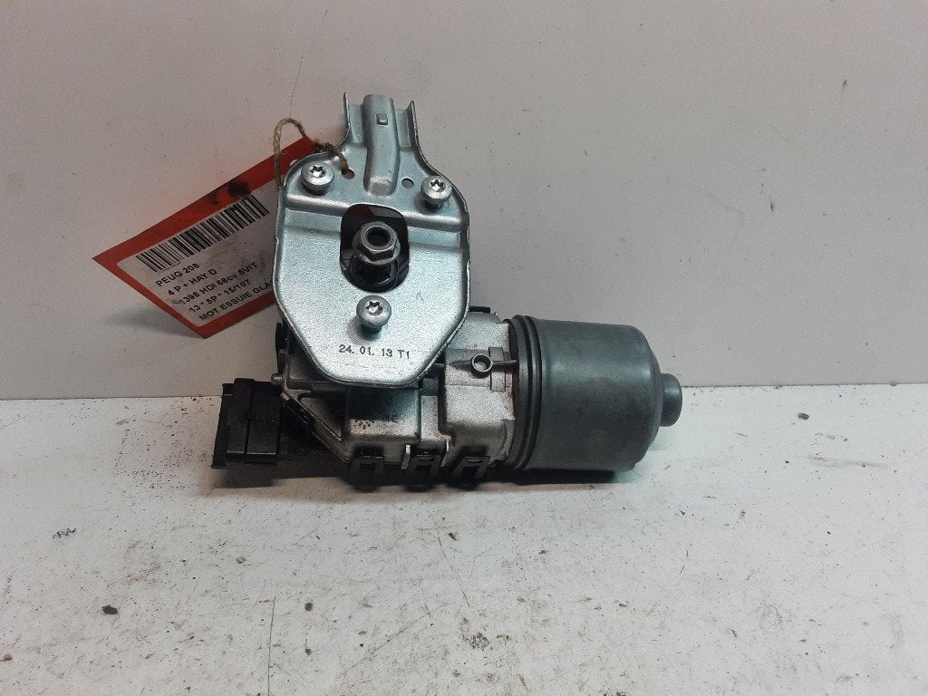 MOTEUR ESSUIE-GLACE AVANT Peugeot 208 I (CA / CC / CK / CL), Kontakt-peugeot@peugeot.com, Utilisé, Peugeot Deutschland GmbH, Bahnhofsplatz
65423  Rüsselsheim, DE