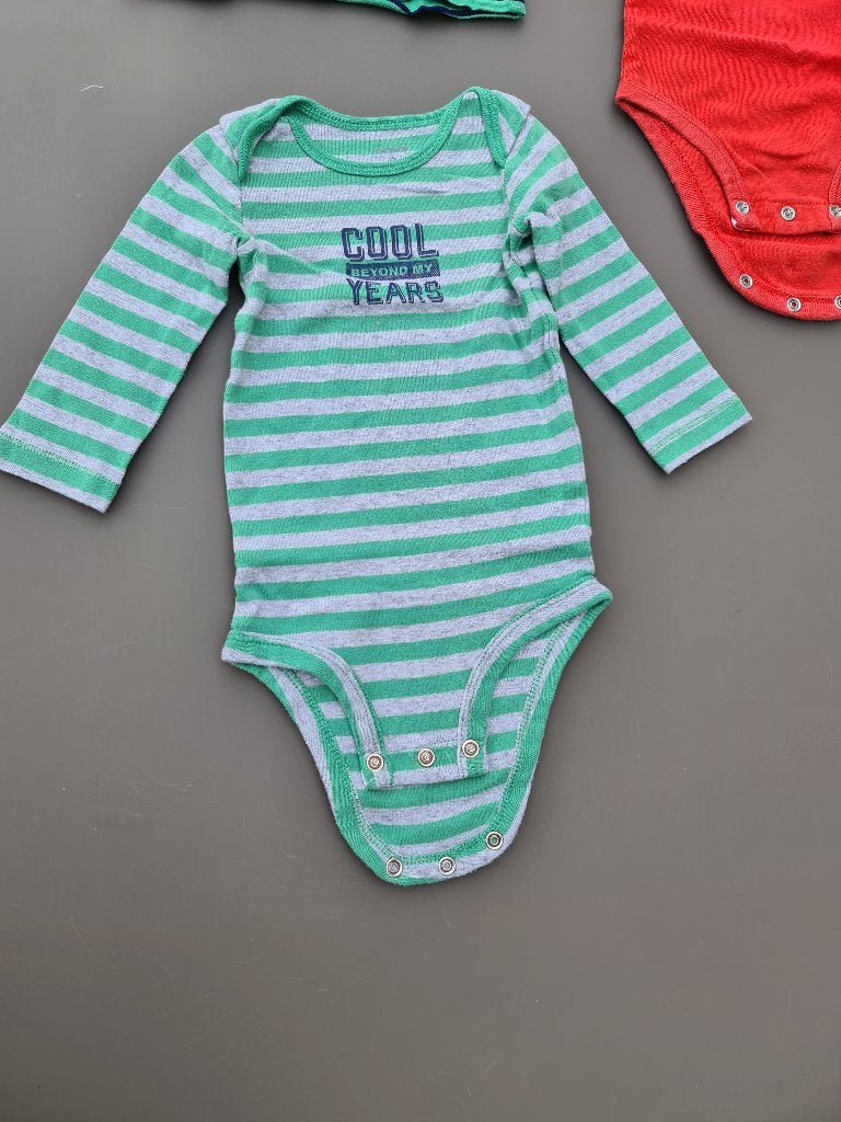 rompertje, body Carter 9m 74cm, Enfants & Bébés, Enlèvement, Comme neuf