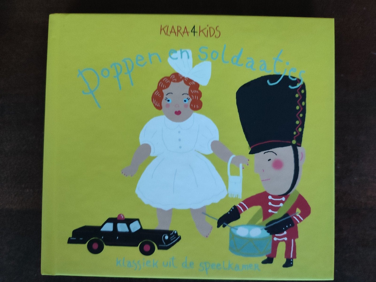 CD : KLARA 4 KIDS - POPPEN EN SOLDAATJES, Ophalen of Verzenden, Zo goed als nieuw