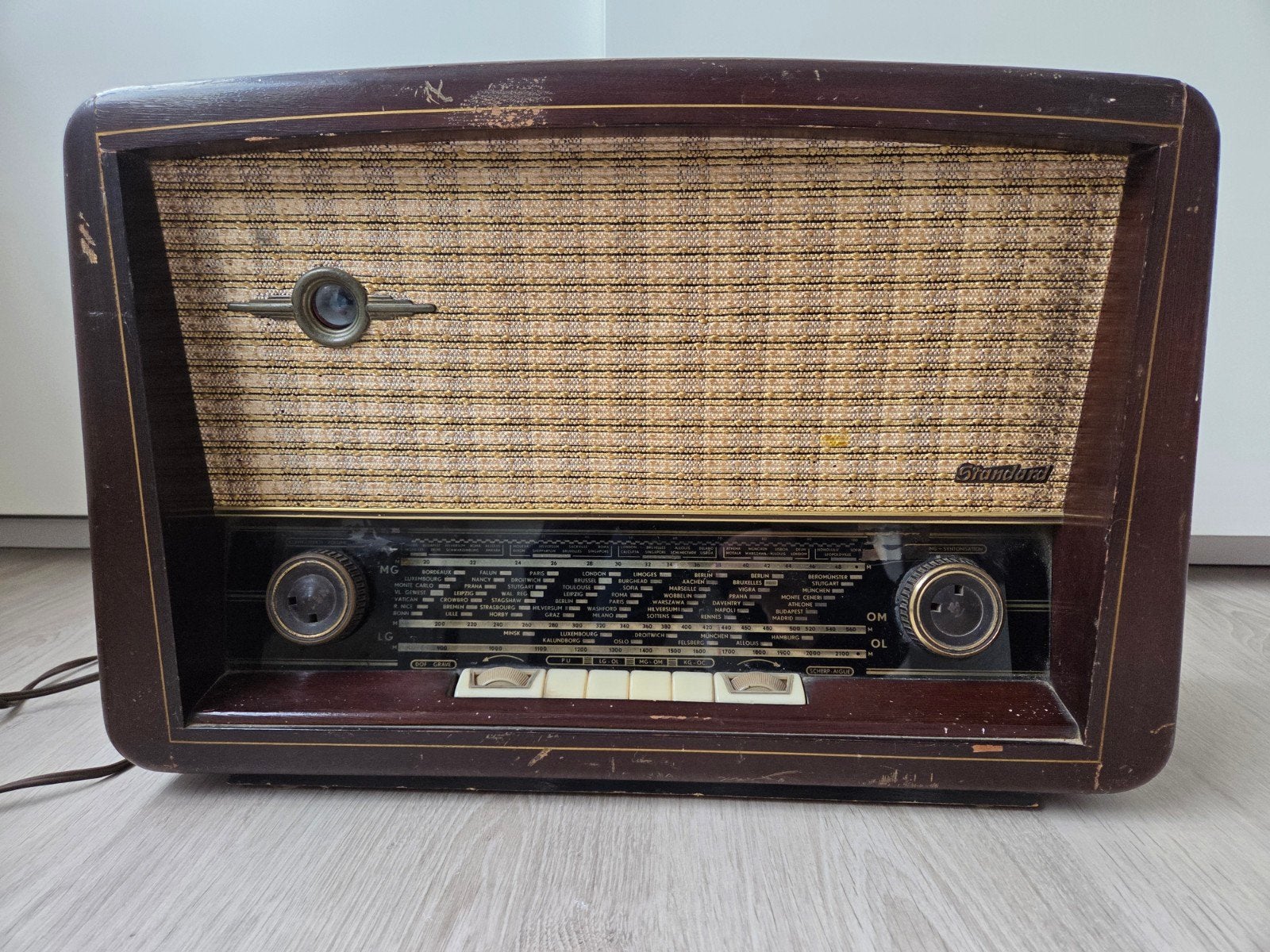 Vintage radio – houten retro radio, Ophalen, Gebruikt, Radio