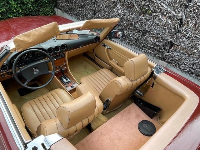 Mercedes 380 SL R107 Roadster Orient red 1983, foto 5