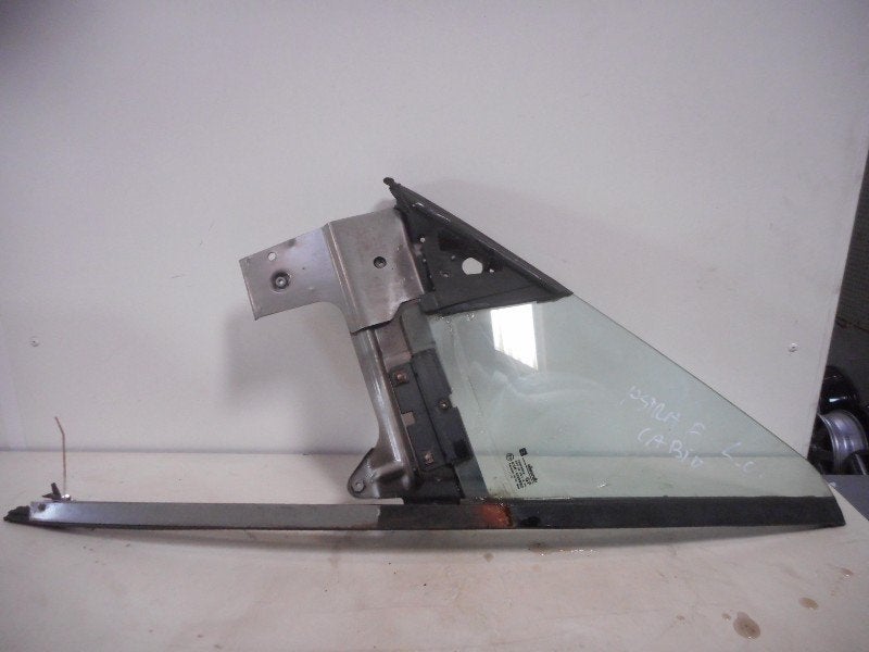 PORTE CUSTODE VITRE AVANT GAUCHE Opel Astra F (53B), Autos : Pièces & Accessoires, Vitres & Accessoires, Opel, Utilisé
