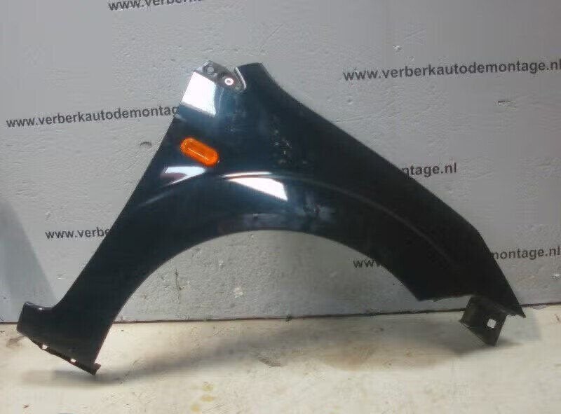 SPATBORD RECHTS VOOR Ford Fiesta 5 (JD / JH), Enlèvement ou Envoi, Garde-boue, Henry-Ford-Straße 1 50735 Köln, DE, Ford-Werke GmbH