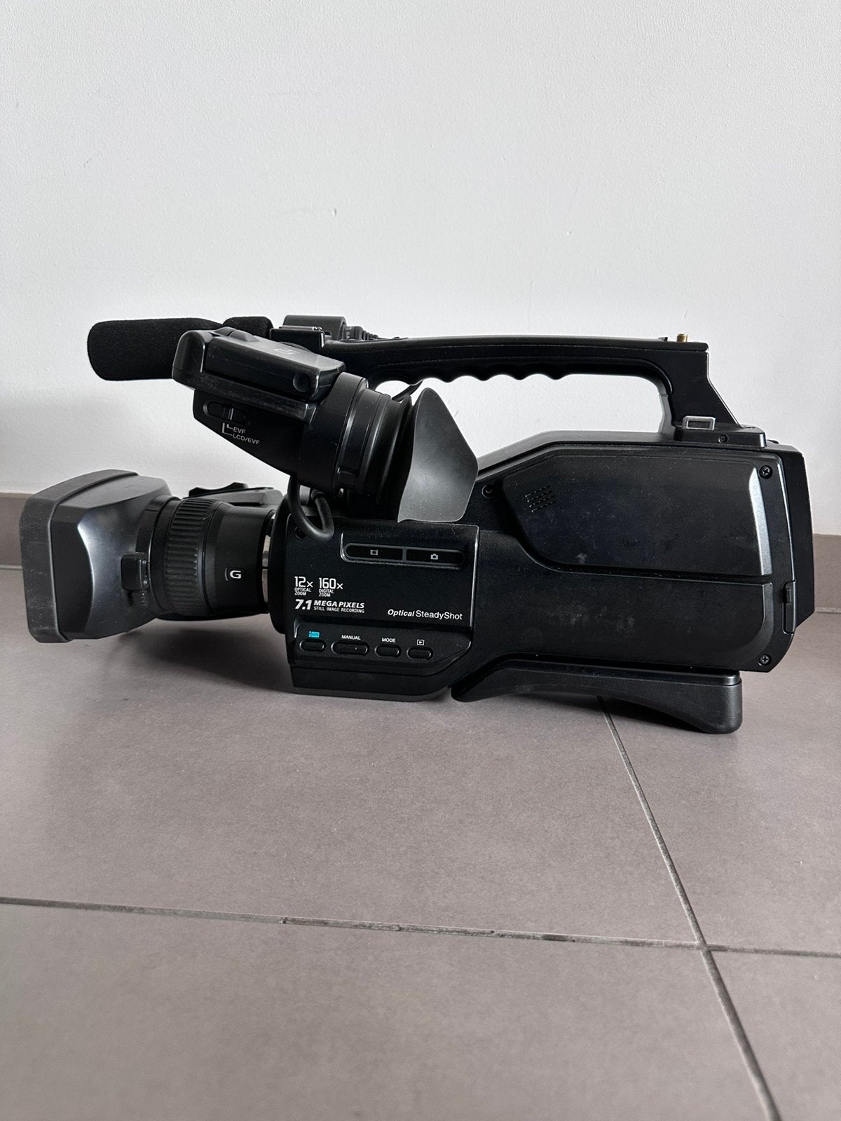 Sony schoudercamera, Audio, Tv en Foto, Videocamera's Digitaal, Ophalen, Gebruikt, Overige soorten, Sony