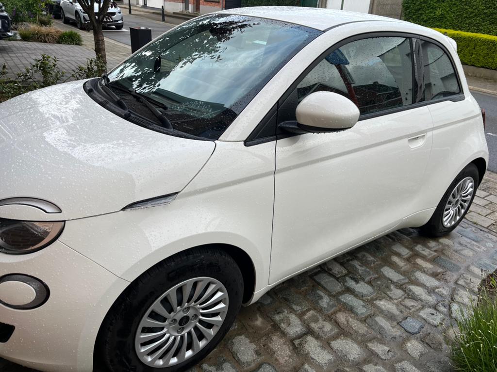 Fiat 500e Elektrische, Auto's, 4 zetels, Stof, Emergency brake assist, Wit