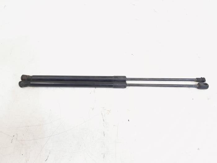 Set Gasdempers Achterklep van een Volkswagen Golf, Auto-onderdelen, Interieur en Bekleding, Gebruikt, -, Volkswagen, -