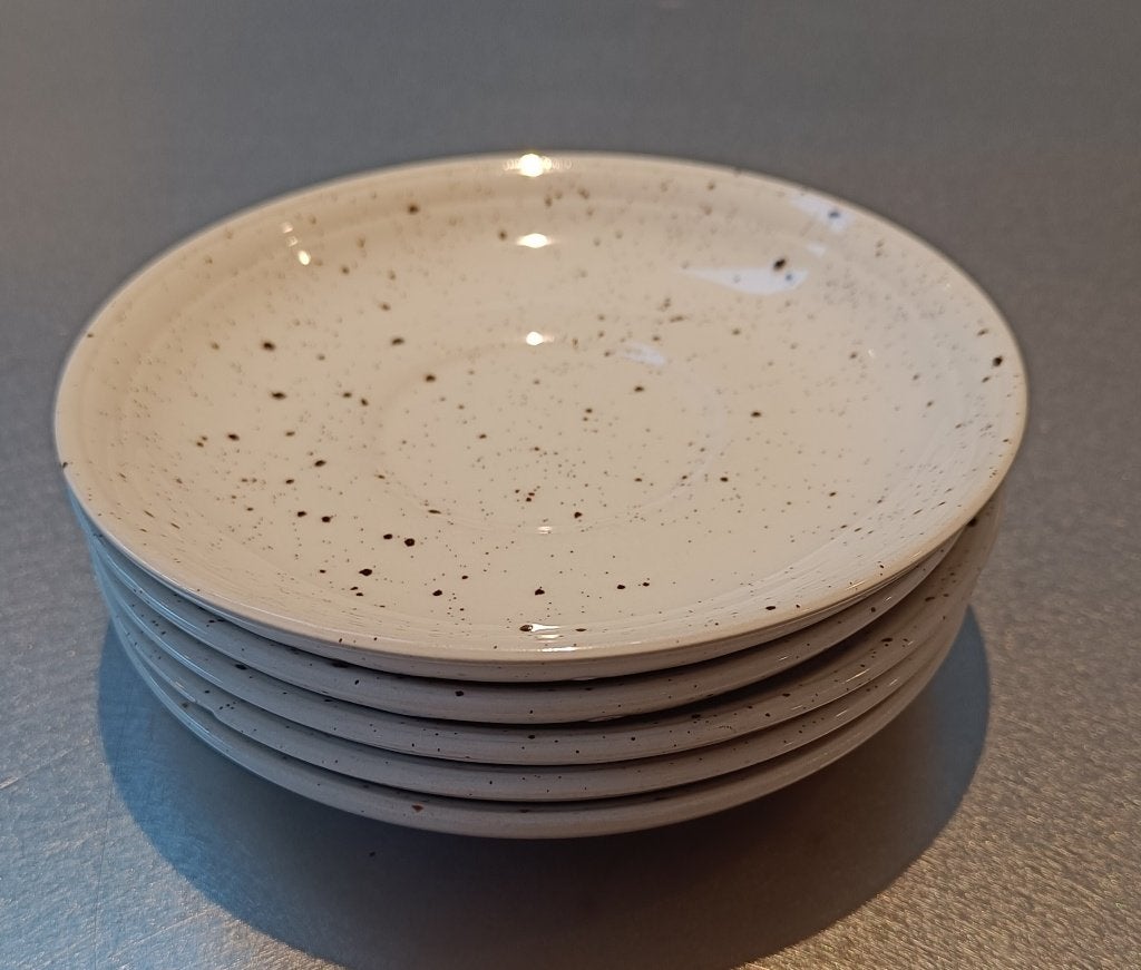 5 Vintage Gespikkelde Onderbordjes, merk FINA, Ophalen