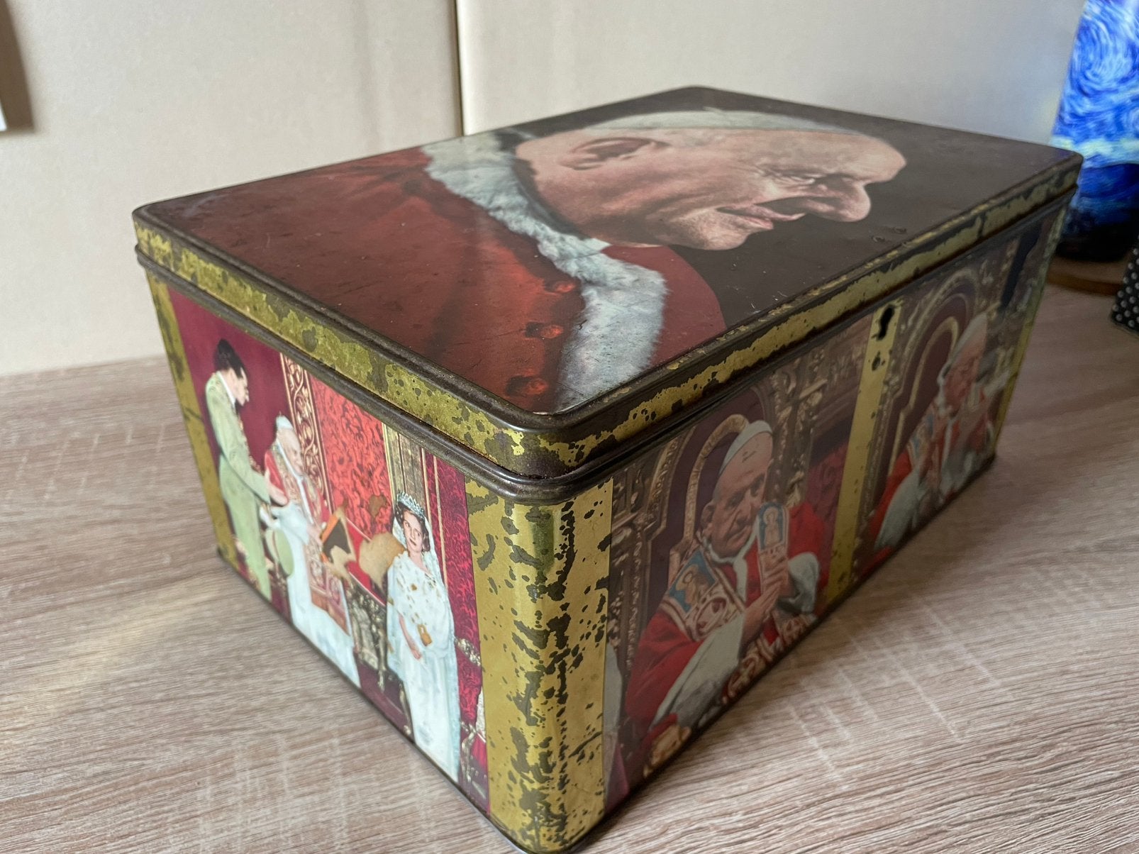 Boîte métallique pape, Enlèvement ou Envoi