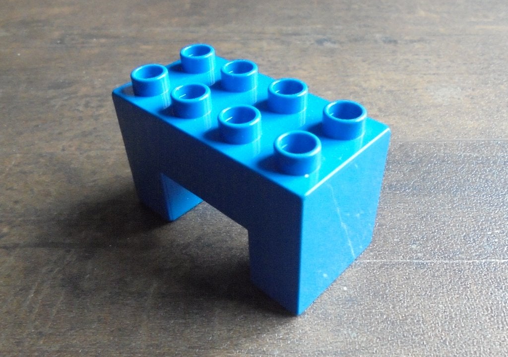 Lego Duplo Brick 2x4x2 with Cutout on Bottom (zie foto's), Ophalen of Verzenden, Gebruikt, Losse stenen, Duplo