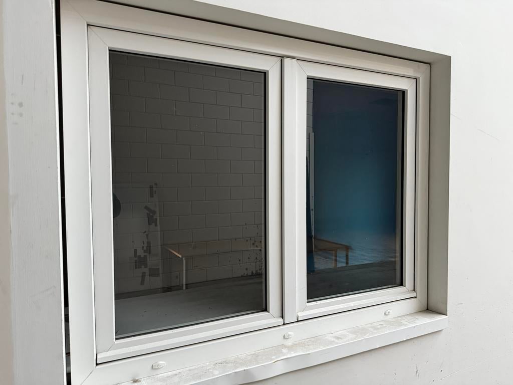 Kunststof kozijnen, draaikozijn, 2 stuks, Enlèvement, Utilisé, Synthétique