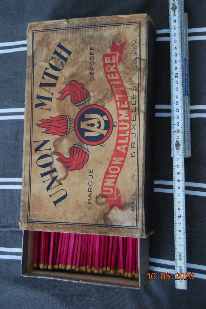 Grande boite allumettes Union Match, Collections, Articles de fumeurs, Briquets & Boîtes d'allumettes, Enlèvement, Utilisé