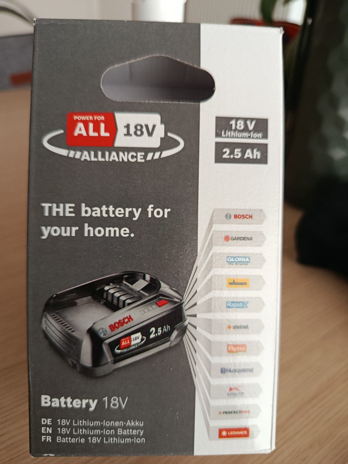 Nieuwe Bosch 2 ah 18v batterij
Geseald, Ophalen of Verzenden